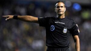 Bronca y polémica con el árbitro de Racing con San Lorenzo