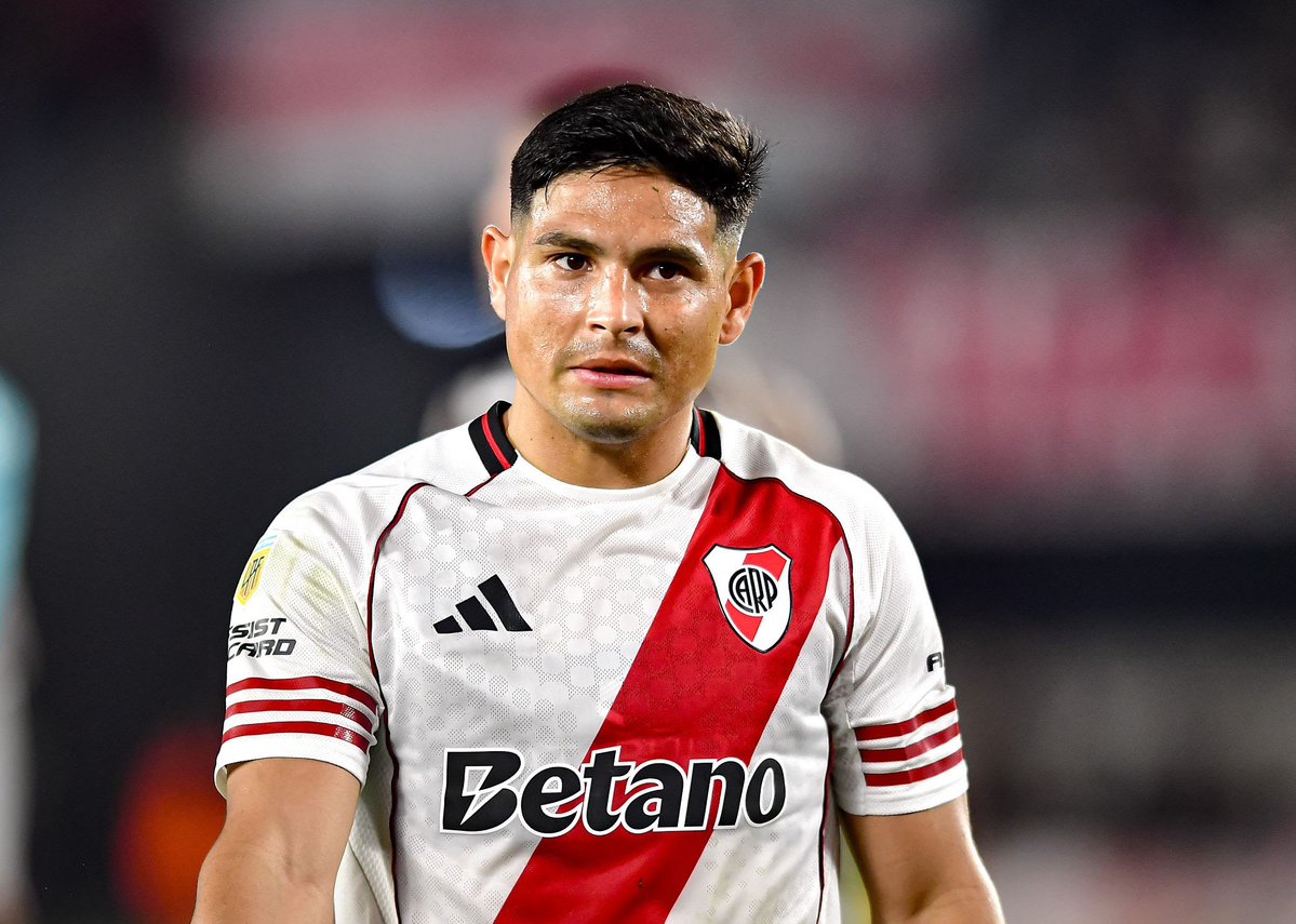 Maxi Salas en Racing con River
