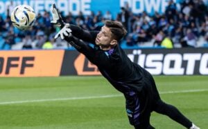 Cambeses dio seguridad en Racing: ¿sigue o regresa Arias?