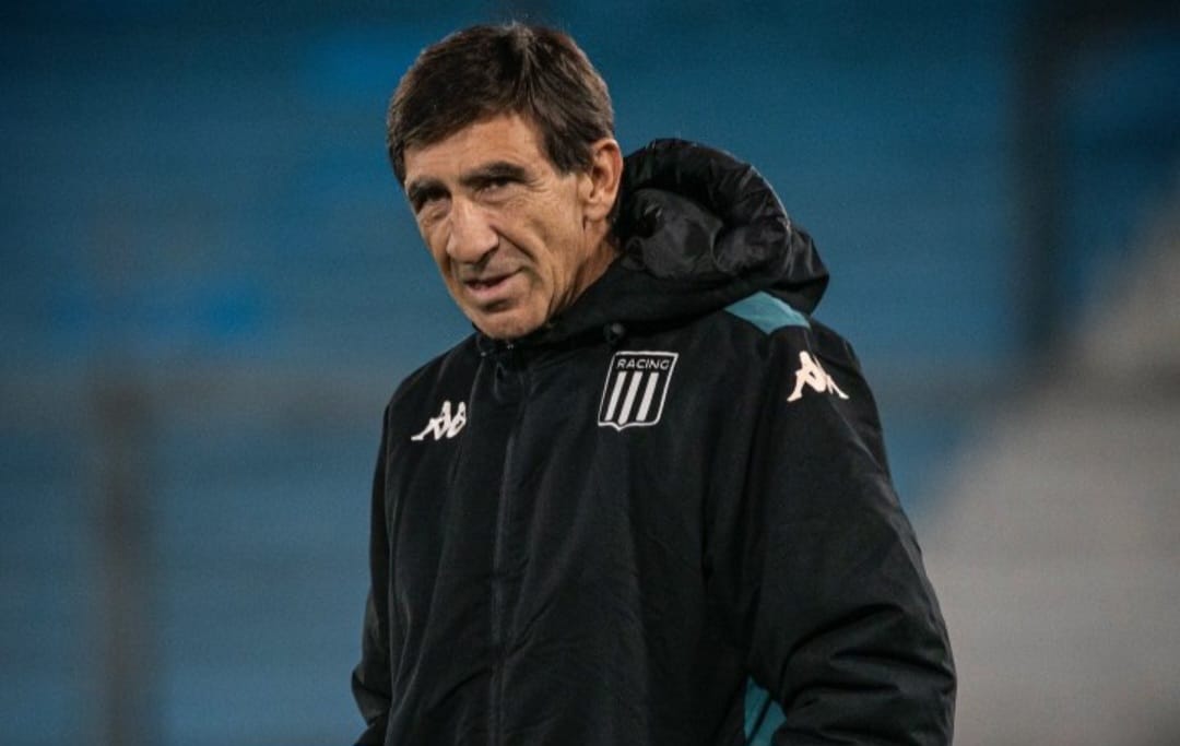 Arias en Racing con Banfield de titular