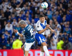 Racing le ganó una guerra a Vélez