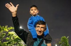 Costas y jugadores de Racing: en las puertas de un milagro