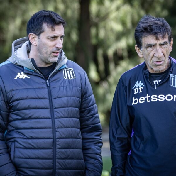 Racing con Central Córdoba