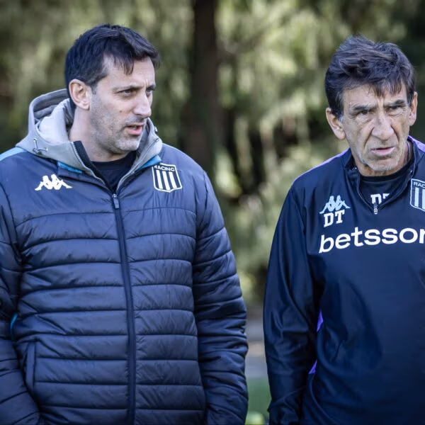 Racing con Central Córdoba