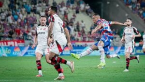Filipe Luis Racing Flamengo Copa Libertadores