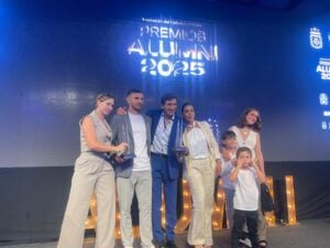 Costas y Maravilla Martínez en Racing ganaron el Premio Alumni