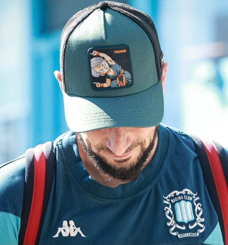 Arias en Racing renovación