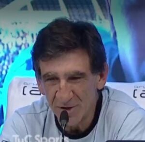 árbitro de Racing con Tigre