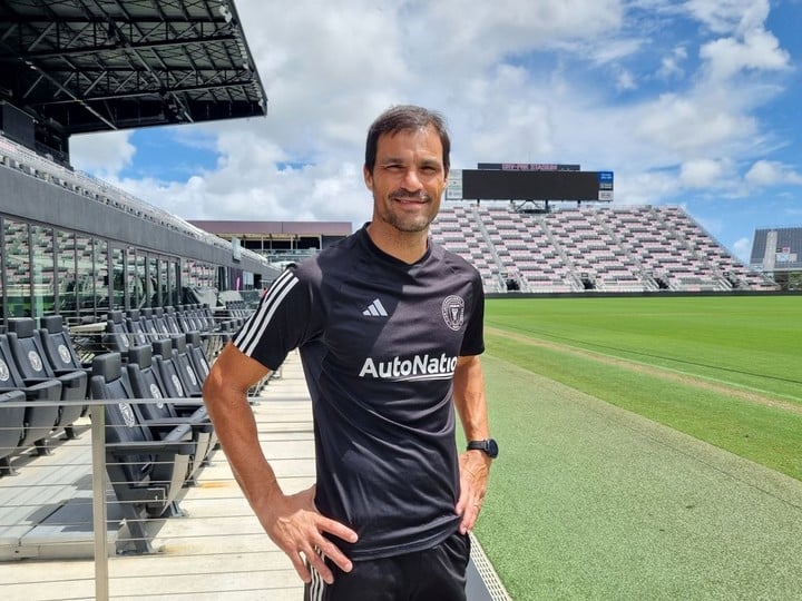 Saja trabajó en Inter de Miami, el posible destino de Mura, antes de llegar a Racing