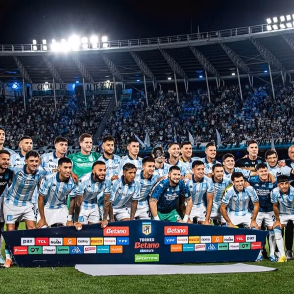 Racing con Boca Toto Fernández