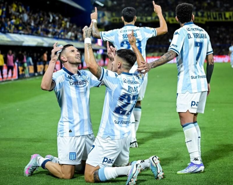 Racing con Boca Rojas