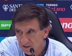 Costas, crudo tras la derrota de Racing: "Quedé en deuda"