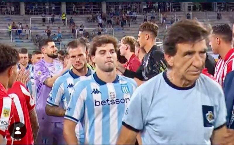 Perdió la Academia.