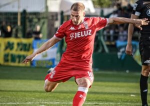 Racing, sobre Miljevic: "Está avanzado con el jugador"