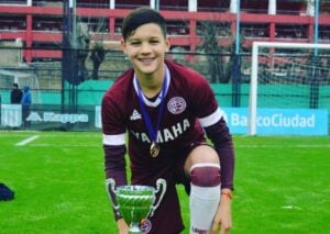 Carboni goleó a Independiente y fue campeón en Racing...