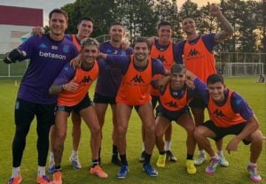 Primera práctica de Carboni con Racing: cómo vieron al refuerzo