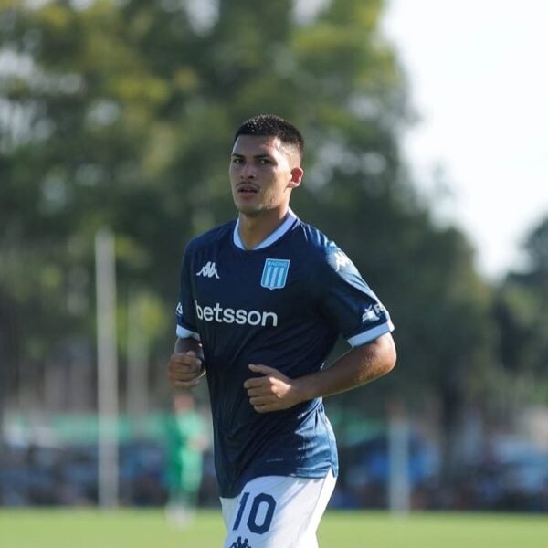 Costas tendrá a prueba en Racing a una "vieja" joya de Inferiores