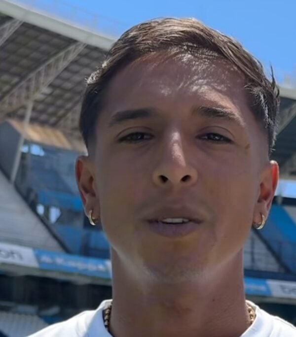 Almendra, en su despedida de Racing: "Seré un hincha de por vida"