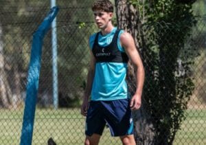 Costas evalúa al hijo de Milito para el ataque de Racing