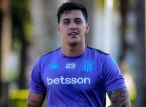 Por qué Colombo no jugó el amistoso de Racing