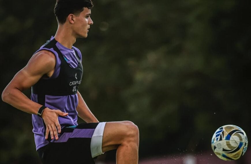 ¿Se vienen los primeros 200.000 dólares a Racing por Carboni?