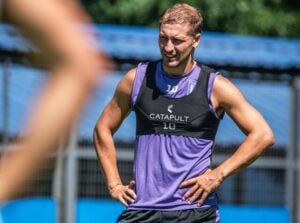 Refuerzos de Racing y un partido muy especial