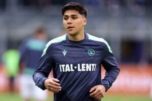 Racing negocia por un chileno de polémico perfil