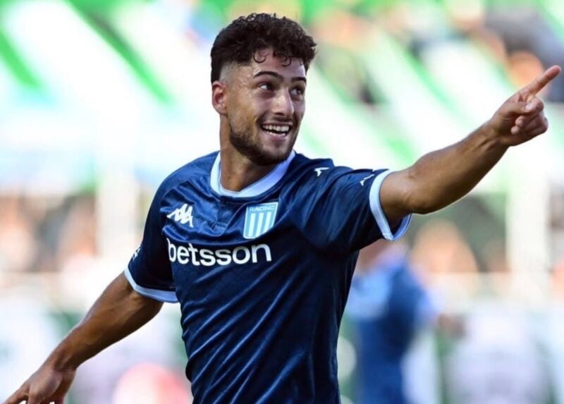 Racing con Banfield Di Cesare