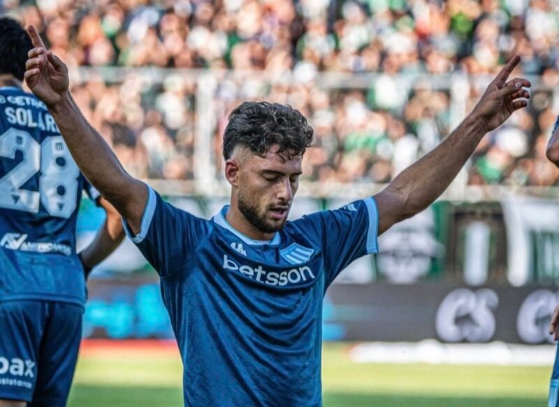 Racing con Banfield Di Cesare