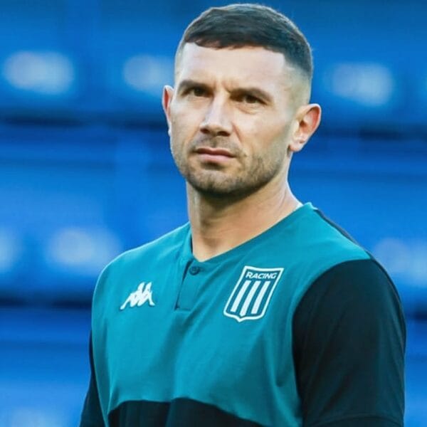 noticia en Racing Maravilla Martínez