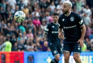 El defensor que se enfrentará con Racing, dueño de su pase