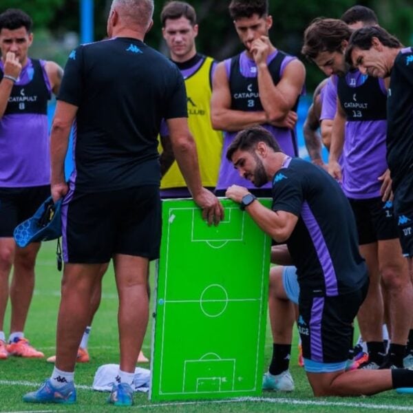 Formación de Racing: la prueba de Costas en ataque