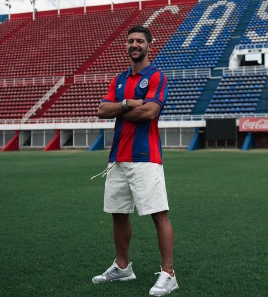 Vietto: su gran momento y Racing sin otro nueve