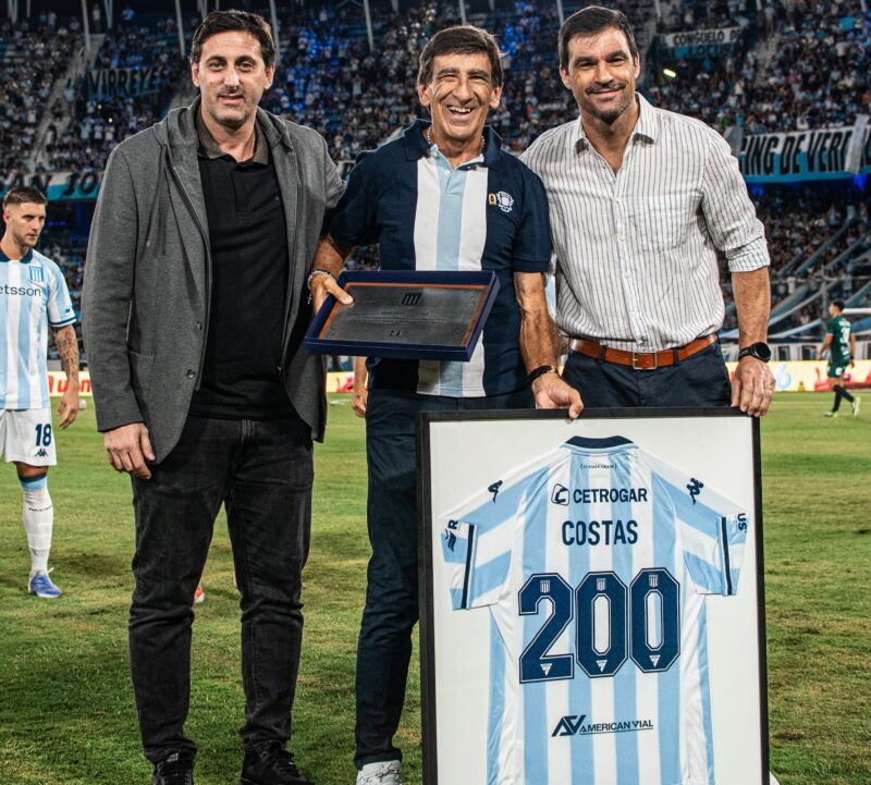 Costas, 200 partidos.