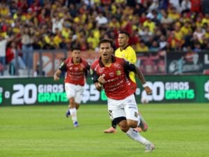 El golazo del jugador que cedió Racing al fútbol de Ecuador