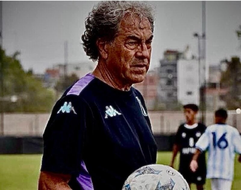 Racing Patricio Hernández Inferiores