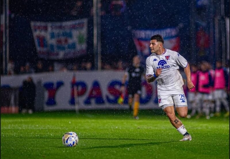 refuerzos de Racing Nacho Russo