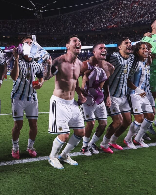 De Paul Argentina Inglaterra