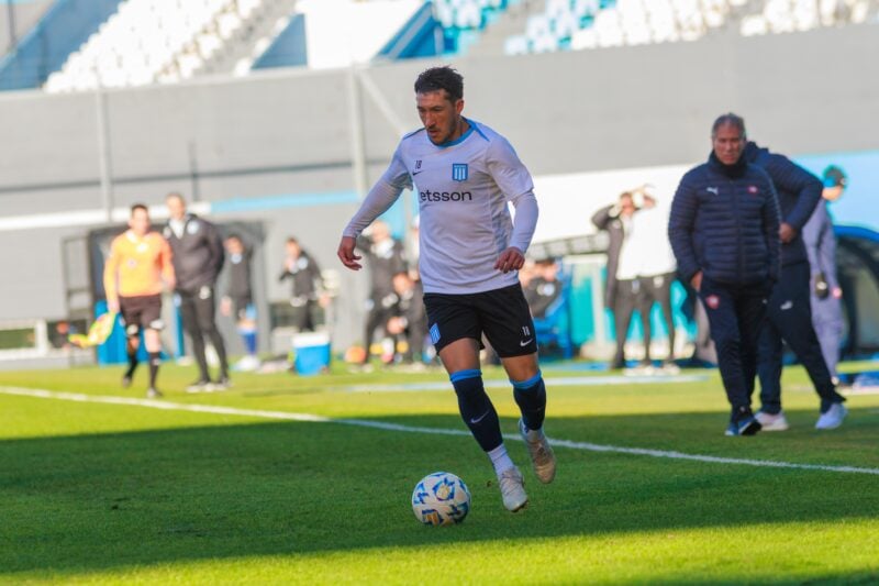 Espino en el amistoso de Racing